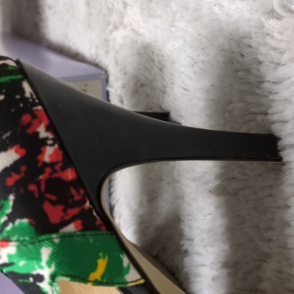 Marc Fisher Open Toe Platform Heels, Red Black Green Yellow White, Size 9.5 M - Picture 7 of 15